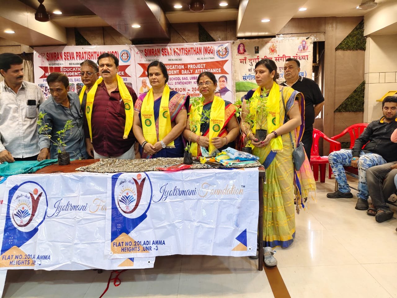 c950eaa7-fb8b-45d3-a216-4d05154b3d88