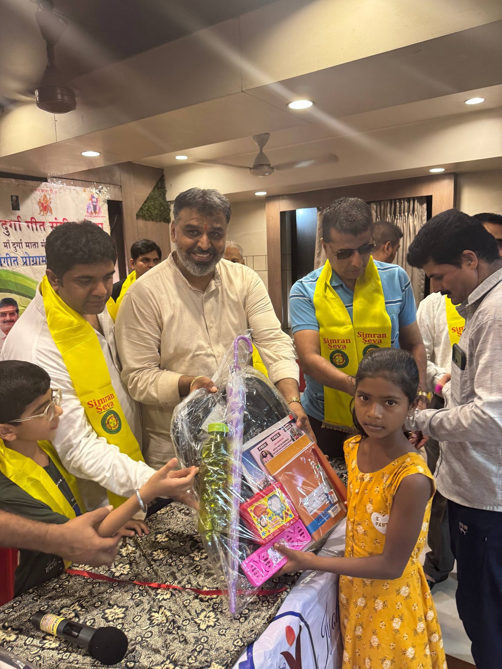 photo_6233309899979342477_w