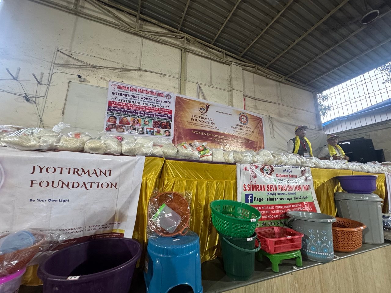 photo_6168113748128763821_y