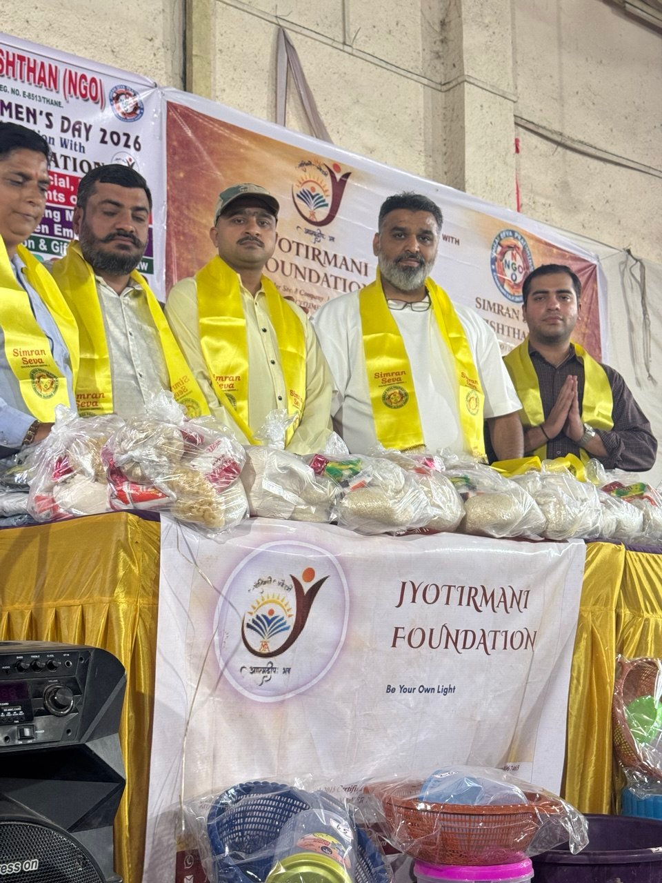 photo_6168113748128763825_y